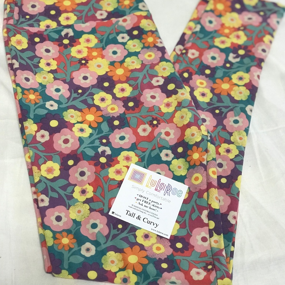 NWT LulaRoe Watercolor Flowers Leggings TC